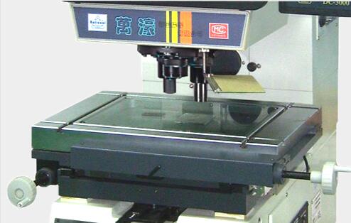 萬濠投影儀CPJ-3015 萬濠投影儀CPJ-3020AZ